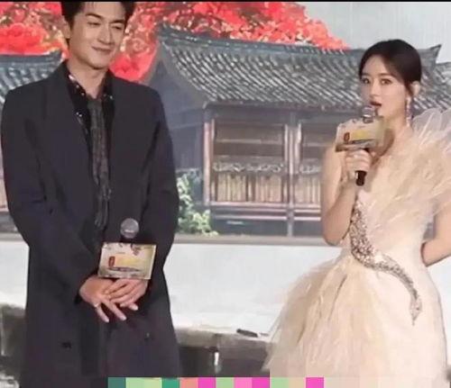 吃瓜新闻娱乐八卦图片,吃瓜群众揭秘最新八卦图片背后的故事